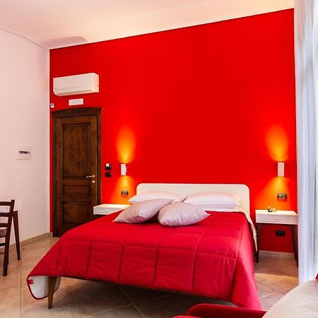 Ohana Bed And Breakfast Кастелламмаре-ди-Стабия Экстерьер фото